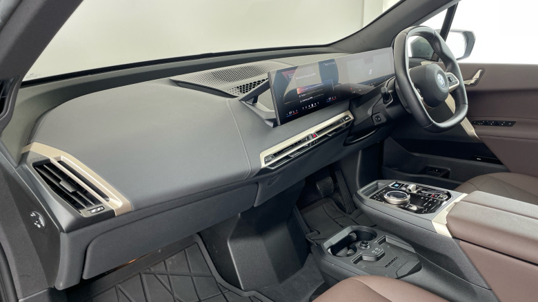 BMW iX 240kW xDrive40 M Sport 76.6kWh 5dr Auto Electric Estate